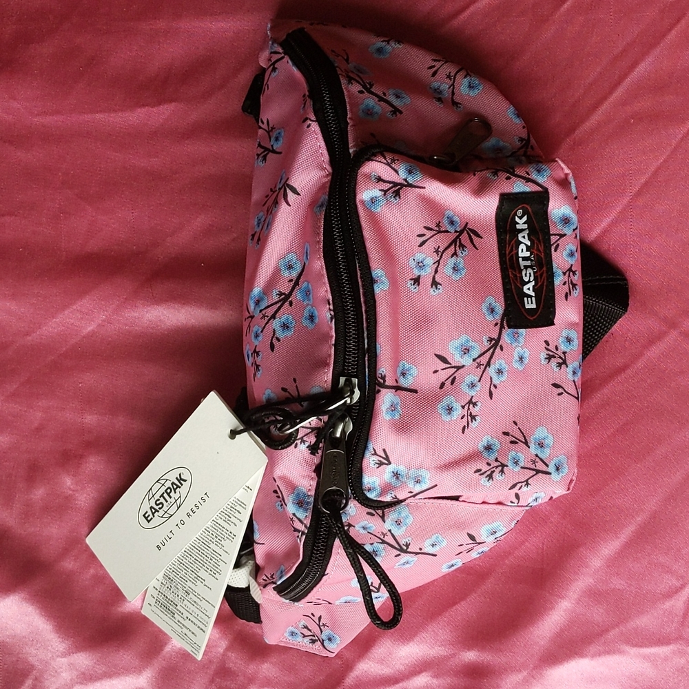 Eastpak Page Fanny Pack Floral Pattern Pink NWT